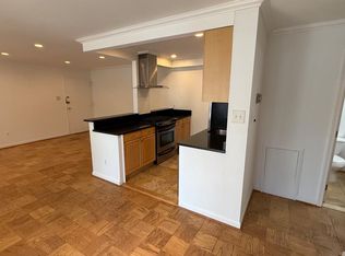 2911 Charing Cross Rd APT 6, Falls Church, VA 22042