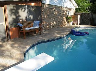 120 Meadowbrook Cir, Denton, TX 76209