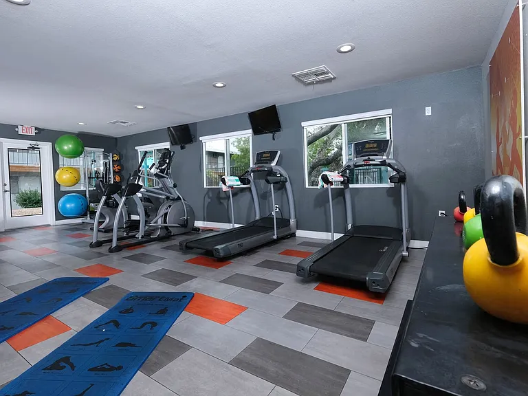 Fifteen 50 Apartments - Fitness Center