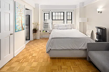 Rented by NY Casa Group