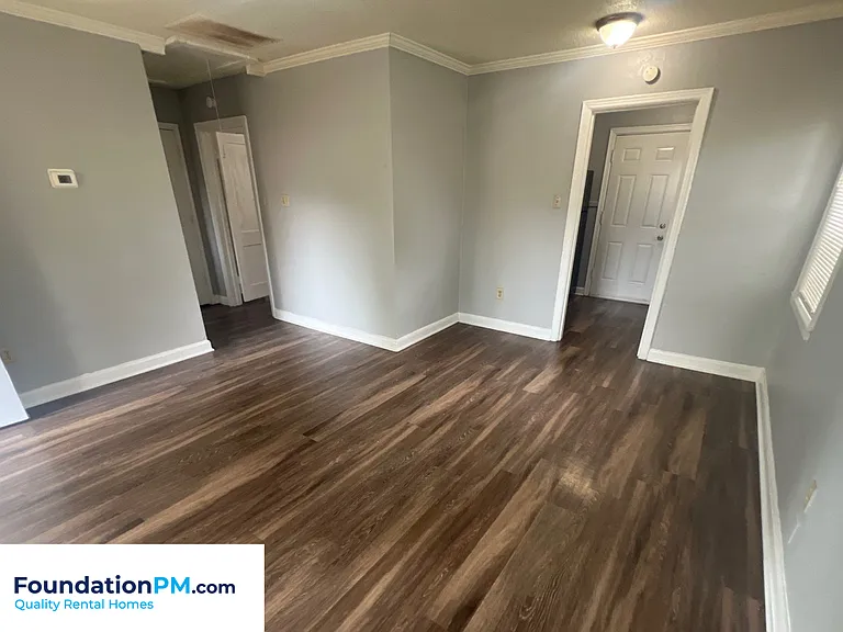 1407 Semmes St — Photo 8