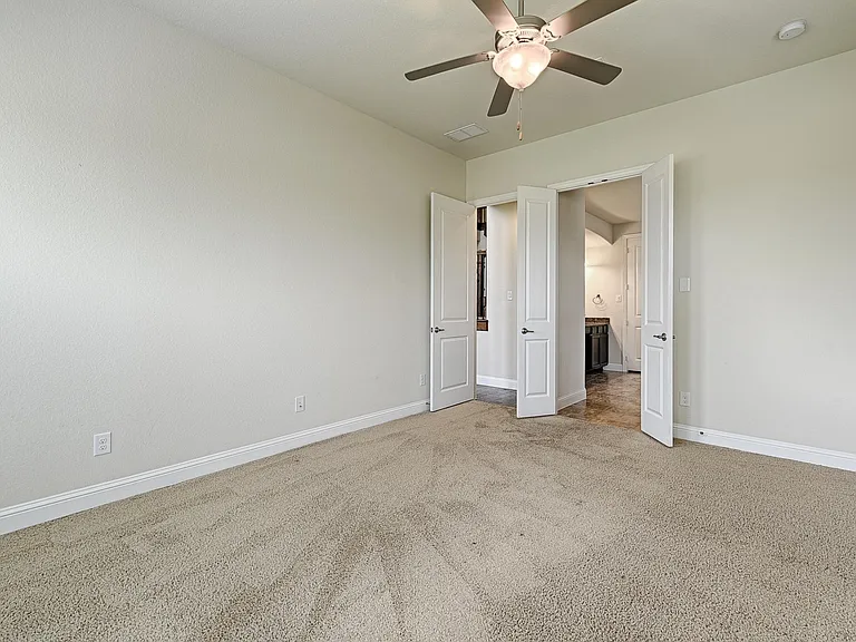 1208 Uplands Dr — Photo 18