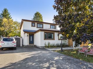 46 Flint Ct, Ottawa, ON K2J 2S1
