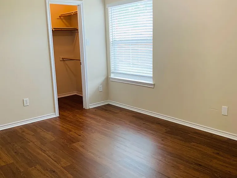 5900 Lovingham Ct — Photo 12