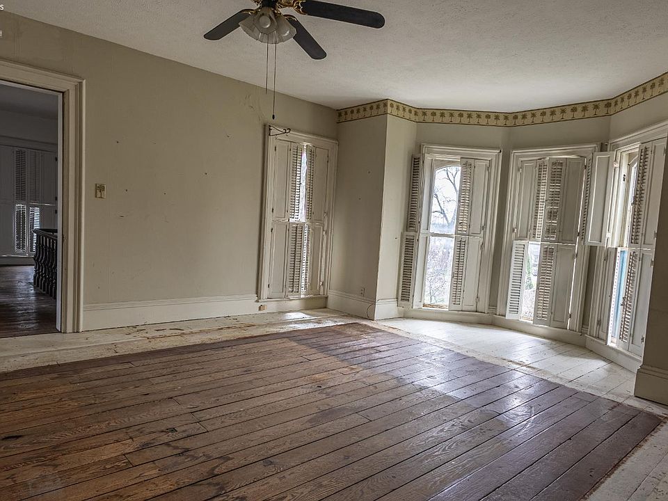 40th image of 39 South St