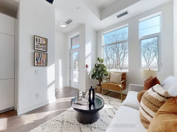 1285 Queen St E #102, Toronto, ON M4L 0B6