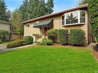 13026 Sunnyside Ave N, Seattle, WA 98133
