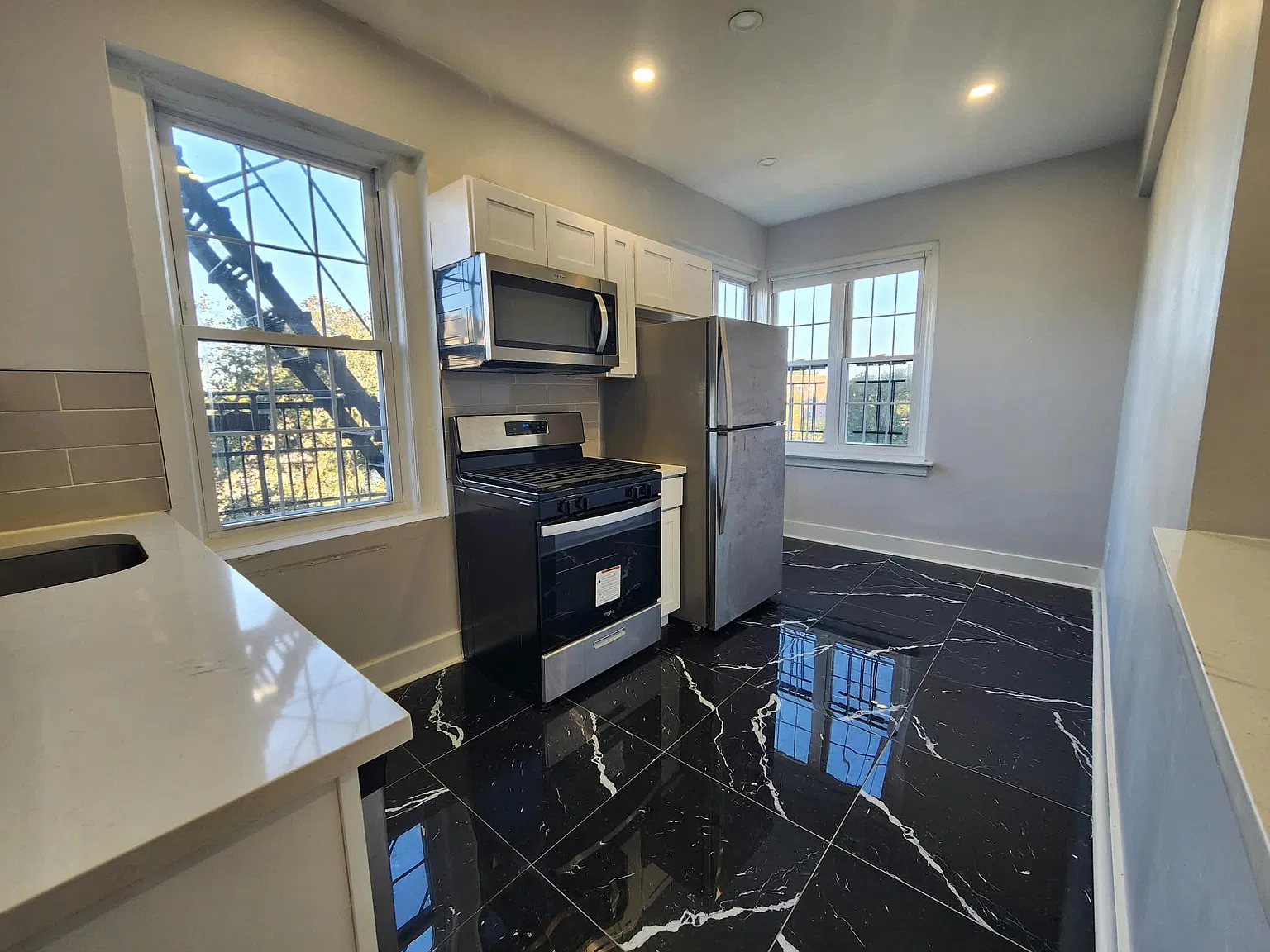2 bed, $1,995 — Photo 3