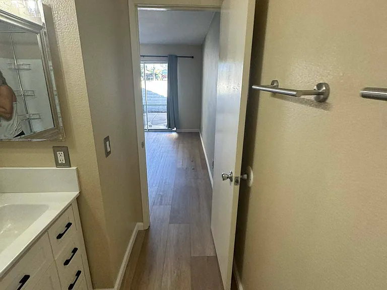 Carissa Dr — Photo 27