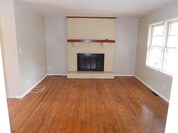 2nd image of 6100 E 95th Ter
