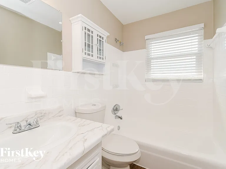 8801 Coventry Ct — Photo 13
