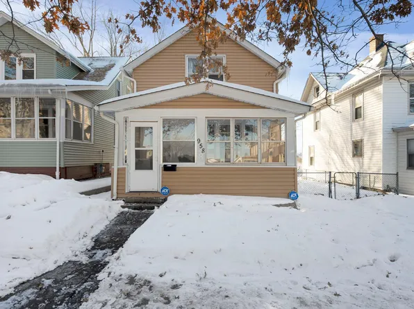 958 5th St E, Saint Paul, MN 55106