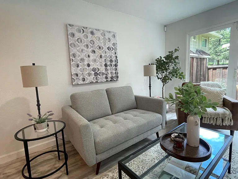 394 Ilo Ln #201 — Photo 6
