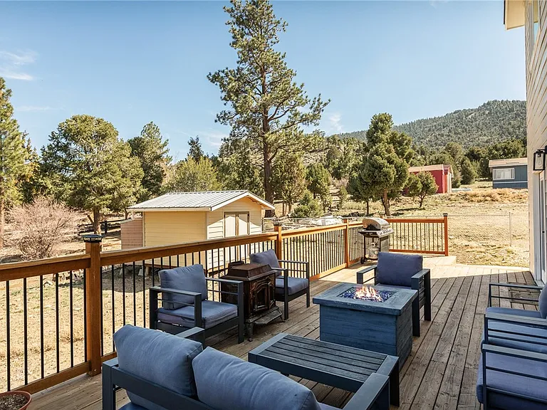 1215 Valley View Dr — Photo 24