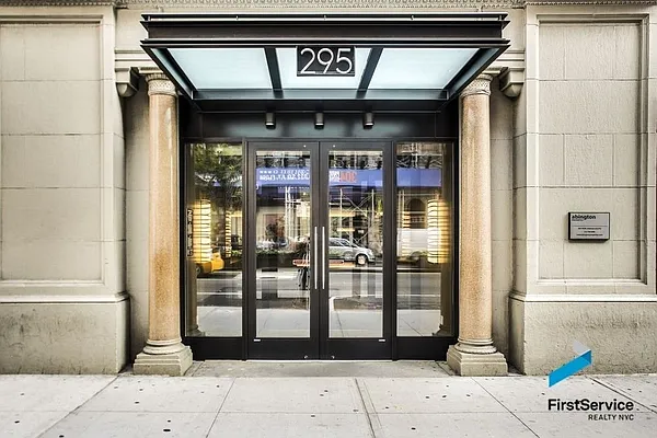 Rented by FirstService Realty (legacy) | media 11