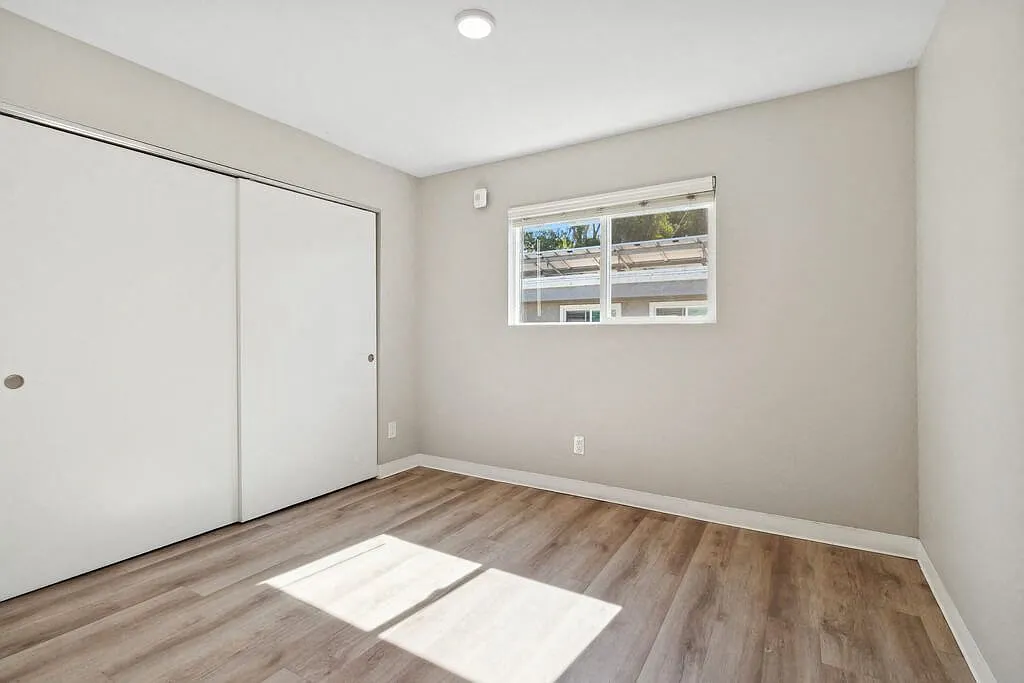 Park Crest Apartments — Photo 4