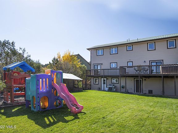 3rd image of 265 Cedar Dr