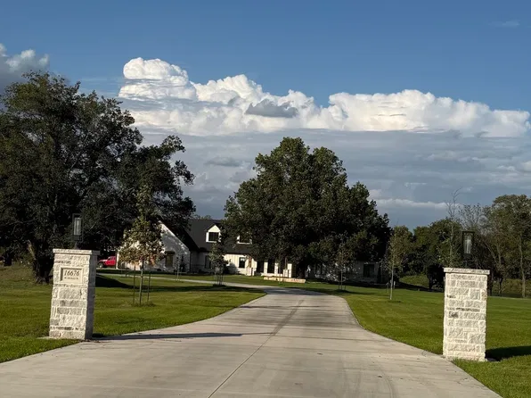 16676 W Hickory St, Goddard, KS 67052
