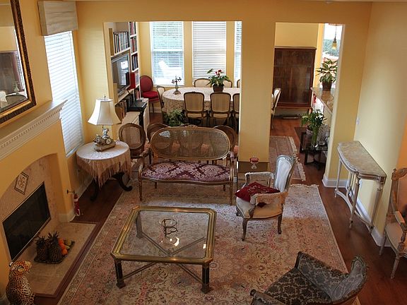 Living & Family Rooms