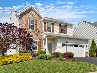 101 Village Cir, Oakdale, PA, 15071