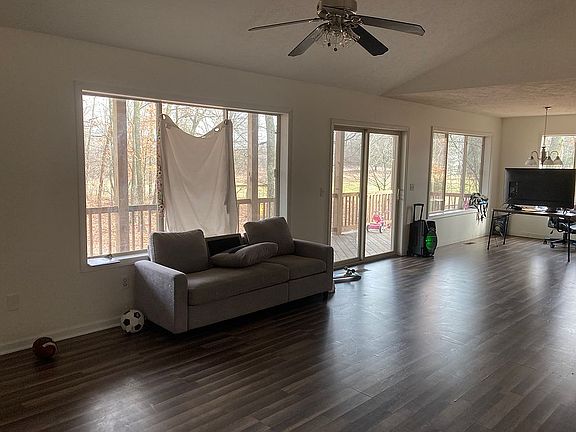 5th image of 10022 Sunset Dr
