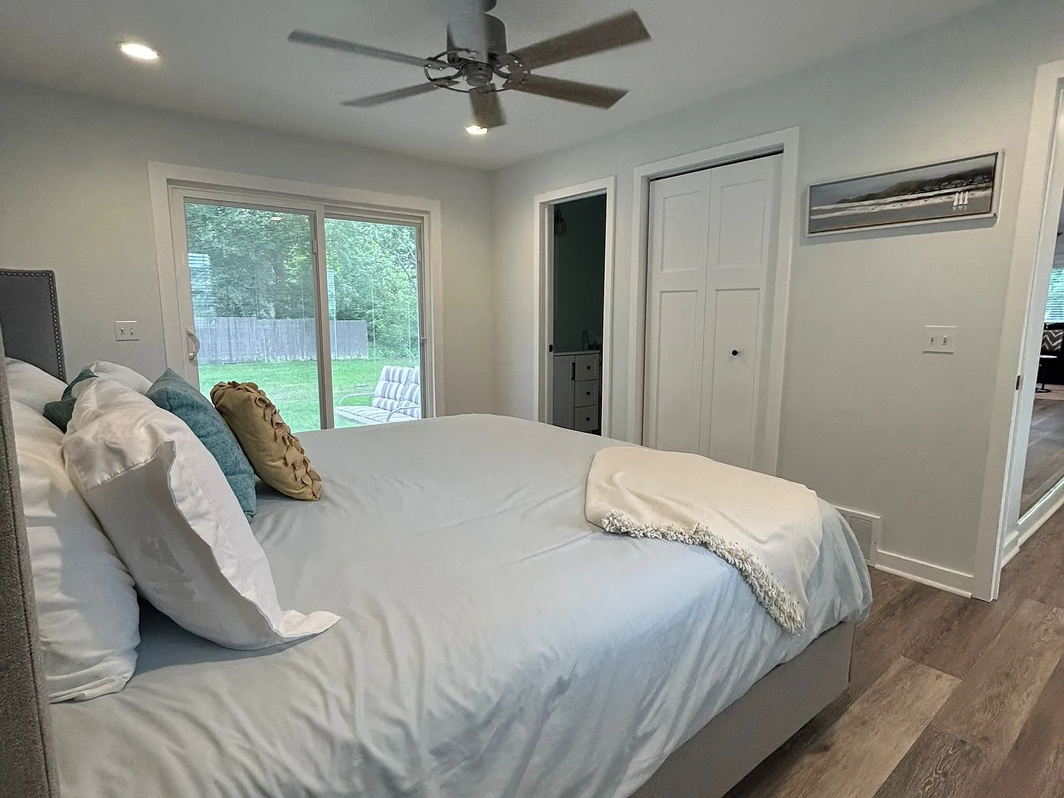 3 bed, 1200 sqft, $2,000 — Photo 4