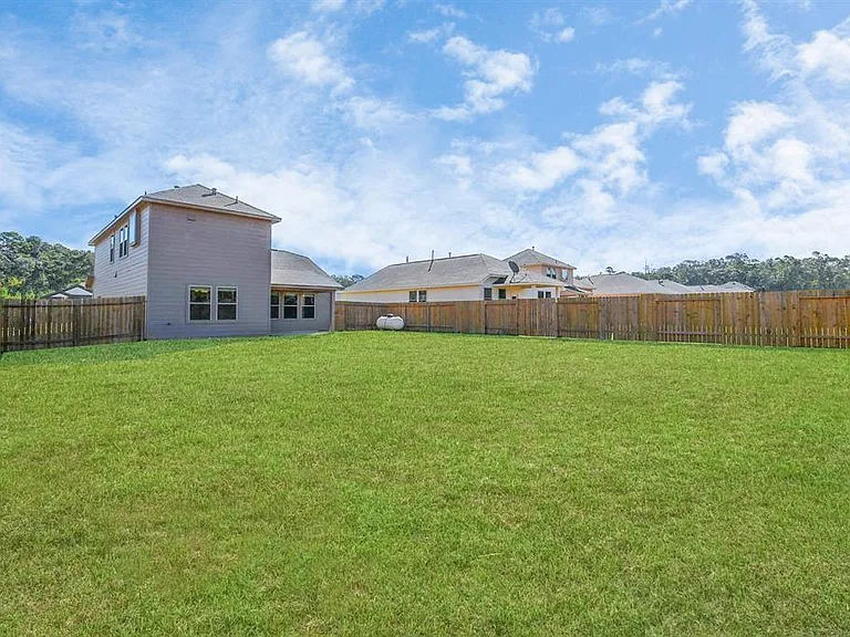 11028 Patriot Ct — Photo 40