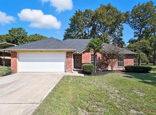 332 Comanche Trl, West Tawakoni, TX 75474