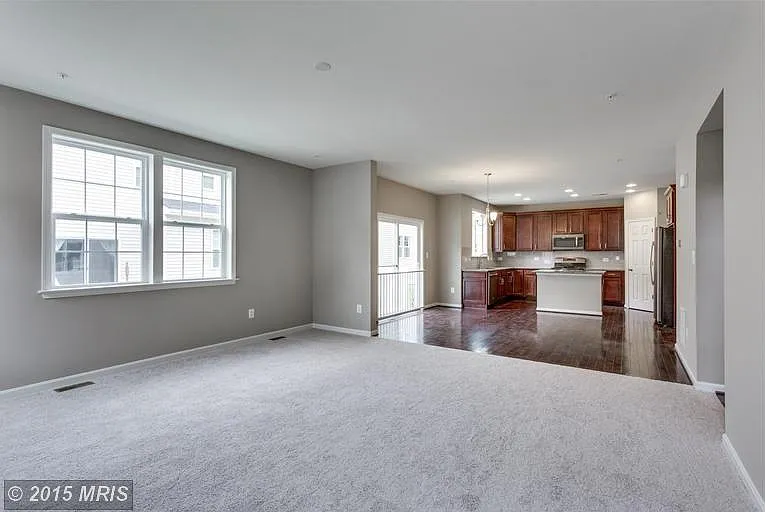408 Saint Martins Ln — Photo 6