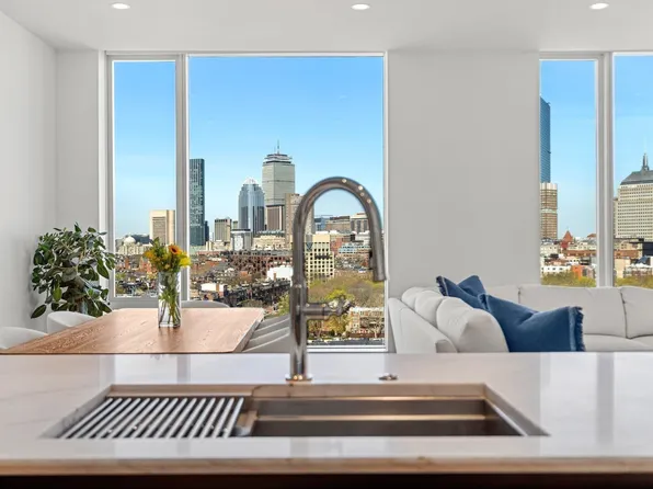 380 Harrison Ave #14G, Boston, MA 02118