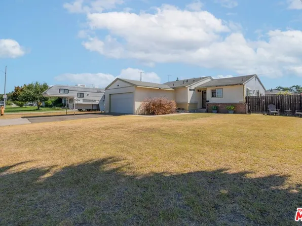 11752 Medina Dr, Garden Grove, CA 92840