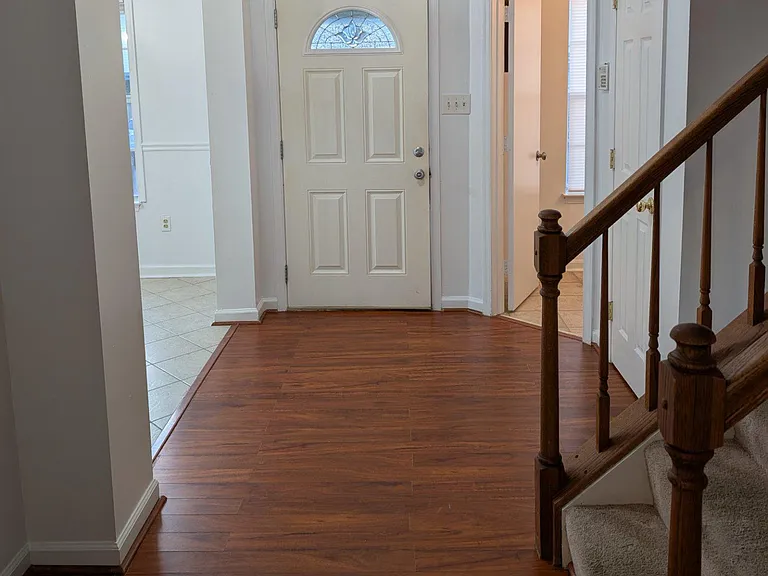 702 Wind Ridge Dr — Photo 8