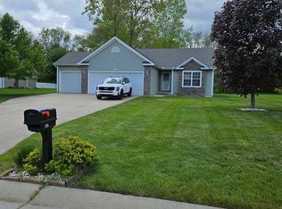 1258 Woodfield Trl, Hemlock, MI 48626