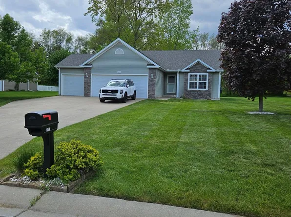 1258 Woodfield Trl, Hemlock, MI 48626