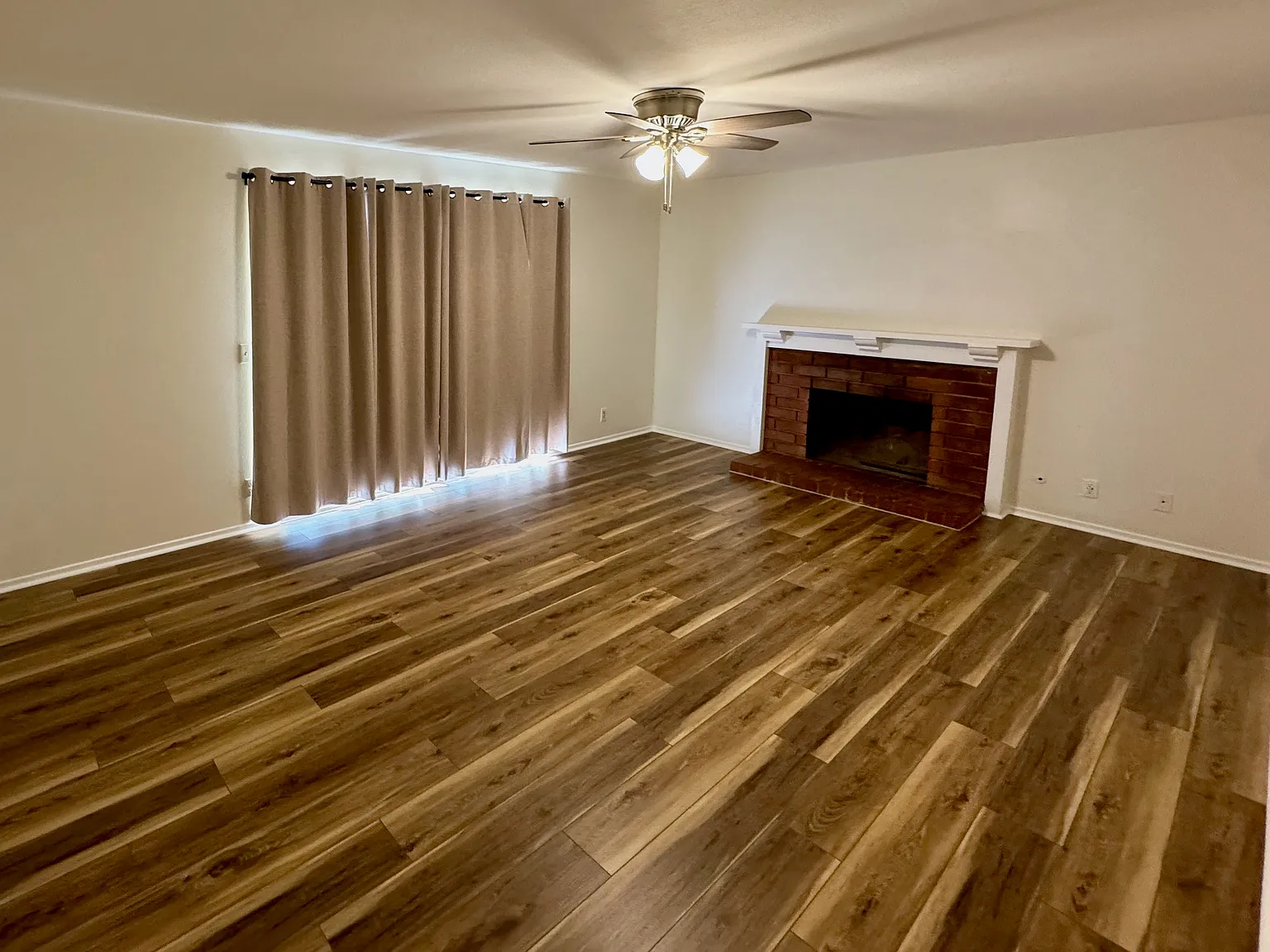 4117 E Bainbridge Ave — Photo 3
