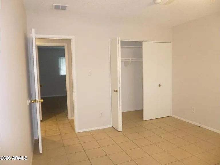 946 E Loma Vista Dr — Photo 9