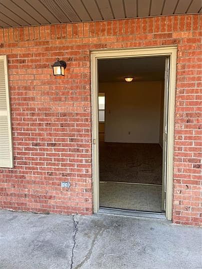 1st image of 219 Keystone Dr #10630473