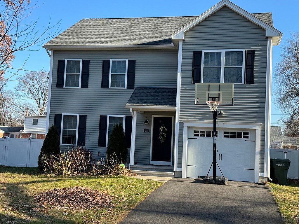 25 Laurence St, Springfield, MA 01104 | Zillow