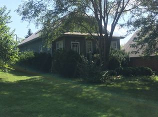 5611 Walnut Ave, Downers Grove, IL 60516