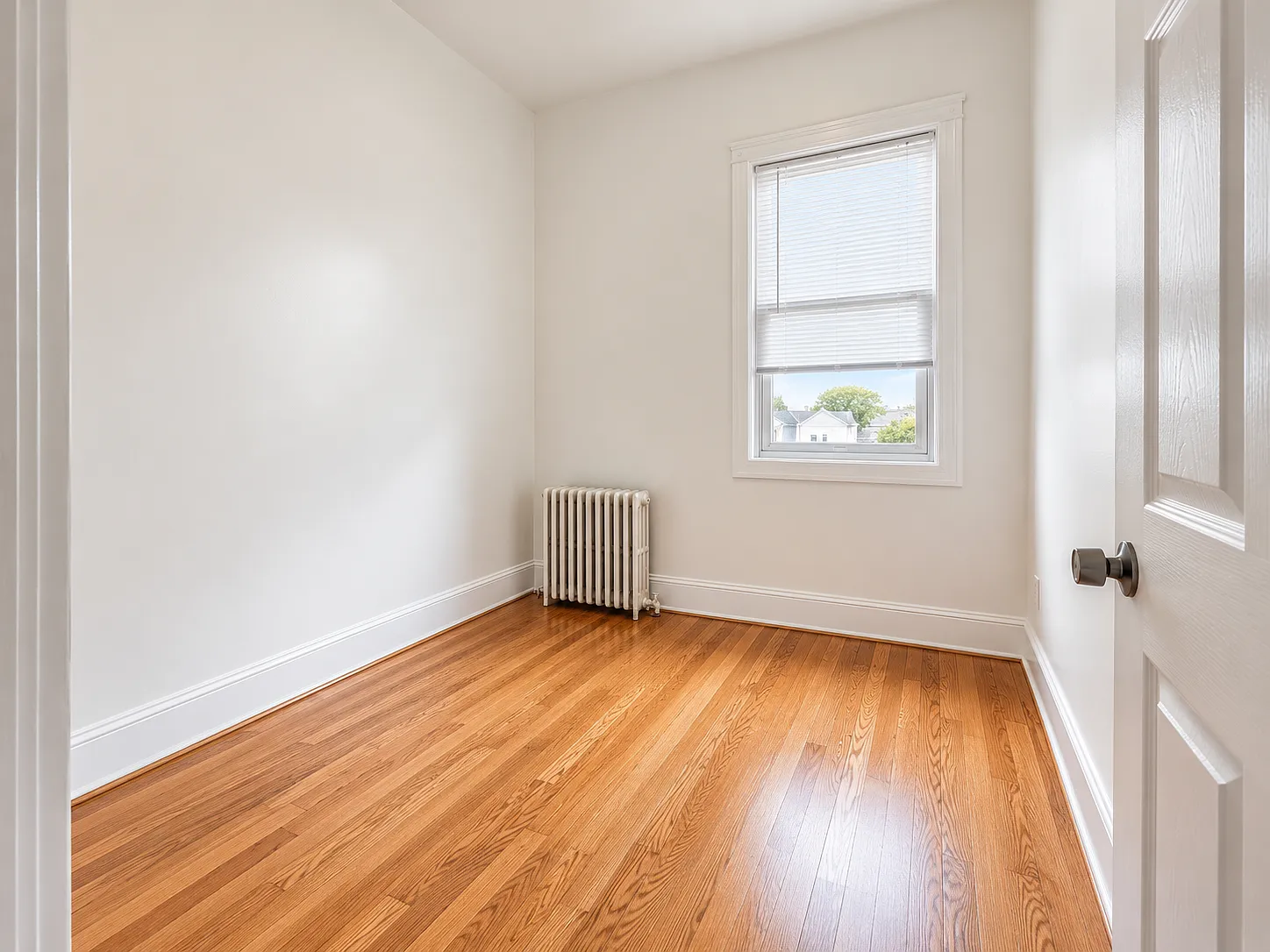 205 Seaview Ave — Photo 3