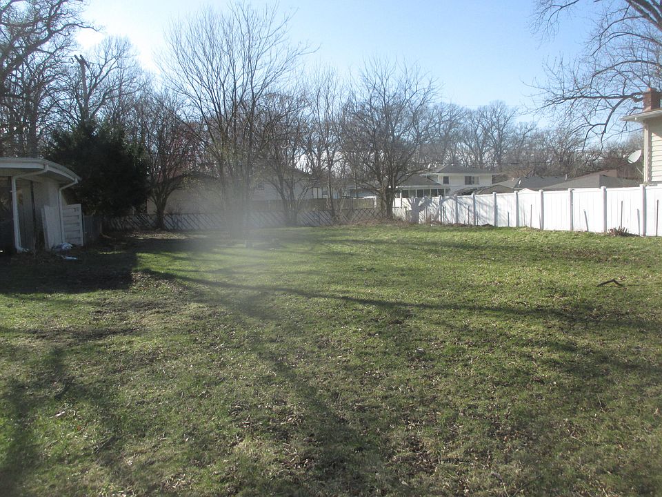 1st image of 282 Crestwood Dr