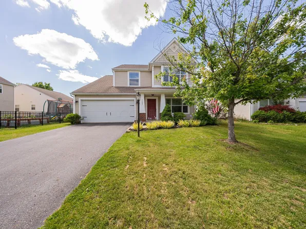 1287 Hickory Valley Dr, Blacklick, OH 43004