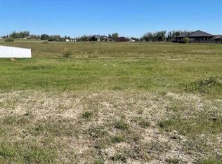 749 Fairway Blvd, Cardston, AB T0K0K0