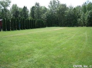 8507 Tuttle Rd, Bridgeport, NY 13030