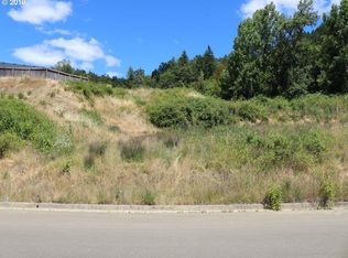 998 Forest Heights St #27, Sutherlin, OR 97479