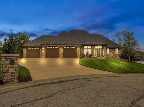 7508 SW Imperial Ct, Topeka, KS 66610