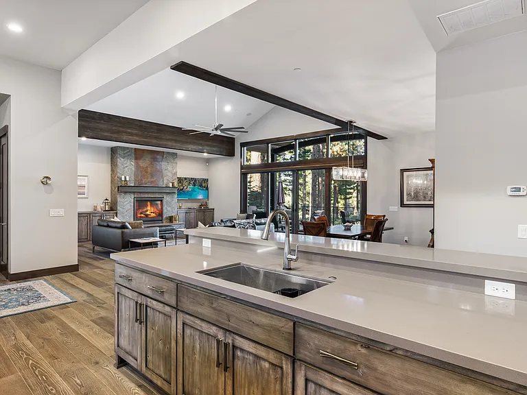 9265 Heartwood Dr — Photo 18