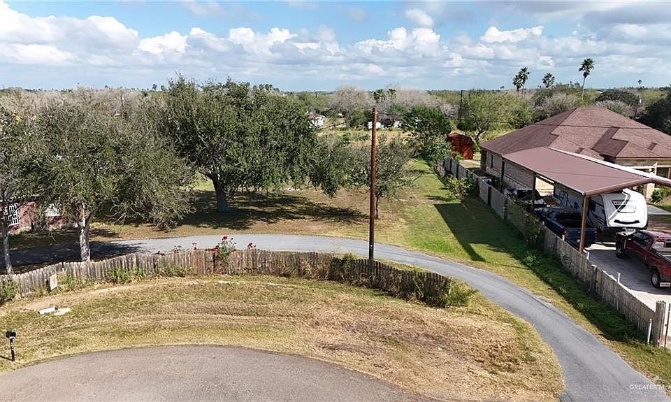 1st image of 6008 La Quinta Ln