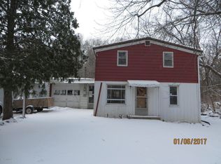 3855 Milla Ave NW, Comstock Park, MI 49321