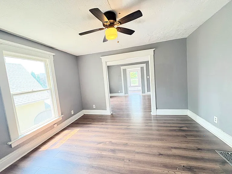 4032 Vermaas Ave #2 — Photo 10